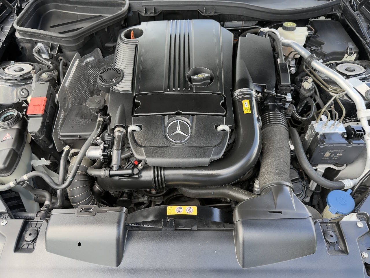Used 2013 Mercedes-Benz SLK 250 image 9