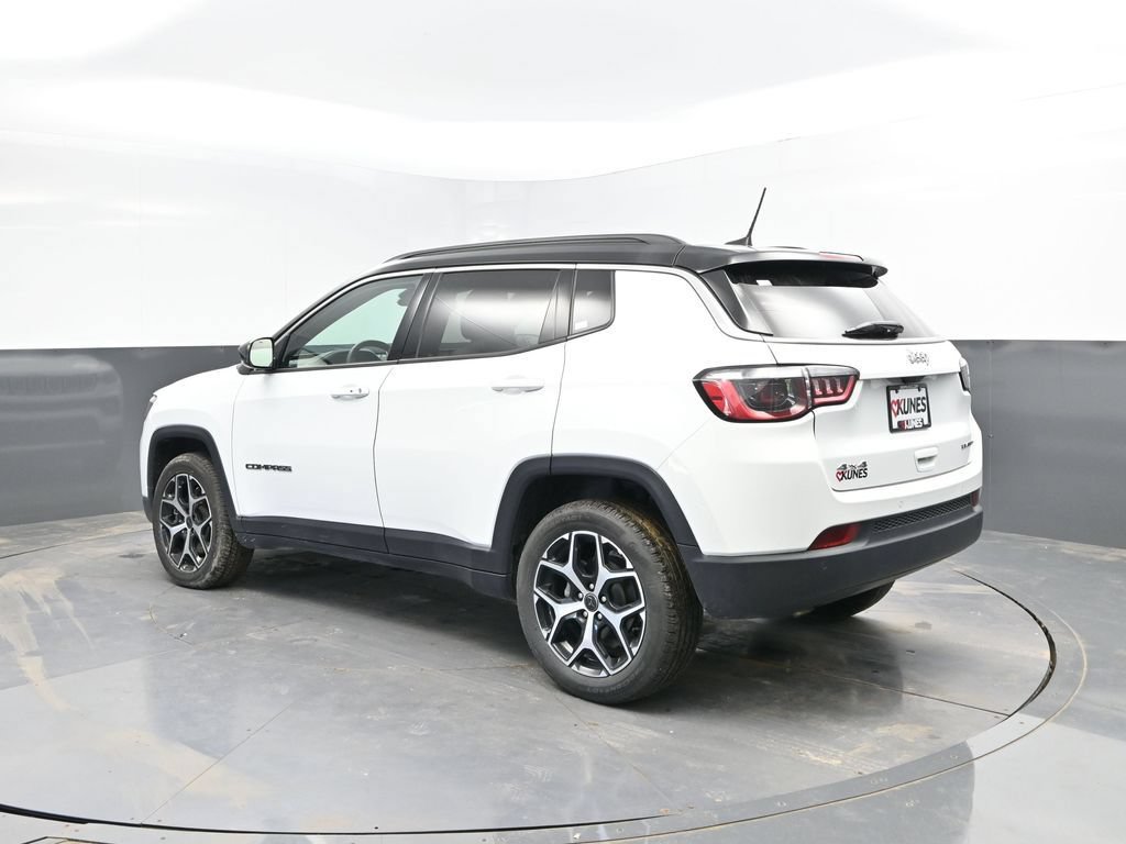 Used 2025 Jeep Compass Limited AWD/4WD image 7
