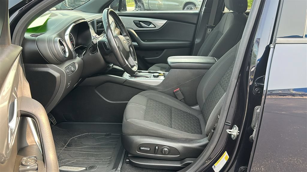 Used 2020 Chevrolet Blazer LT AWD/4WD image 14