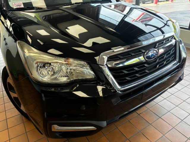 Used 2017 Subaru Forester 2.5i Premium w/ Popular Package #2A AWD/4WD image 2