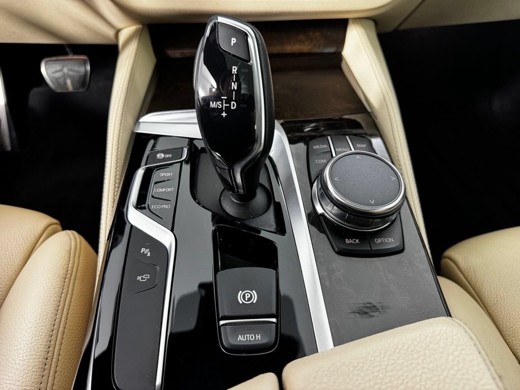Used 2017 BMW 540i xDrive AWD/4WD image 19