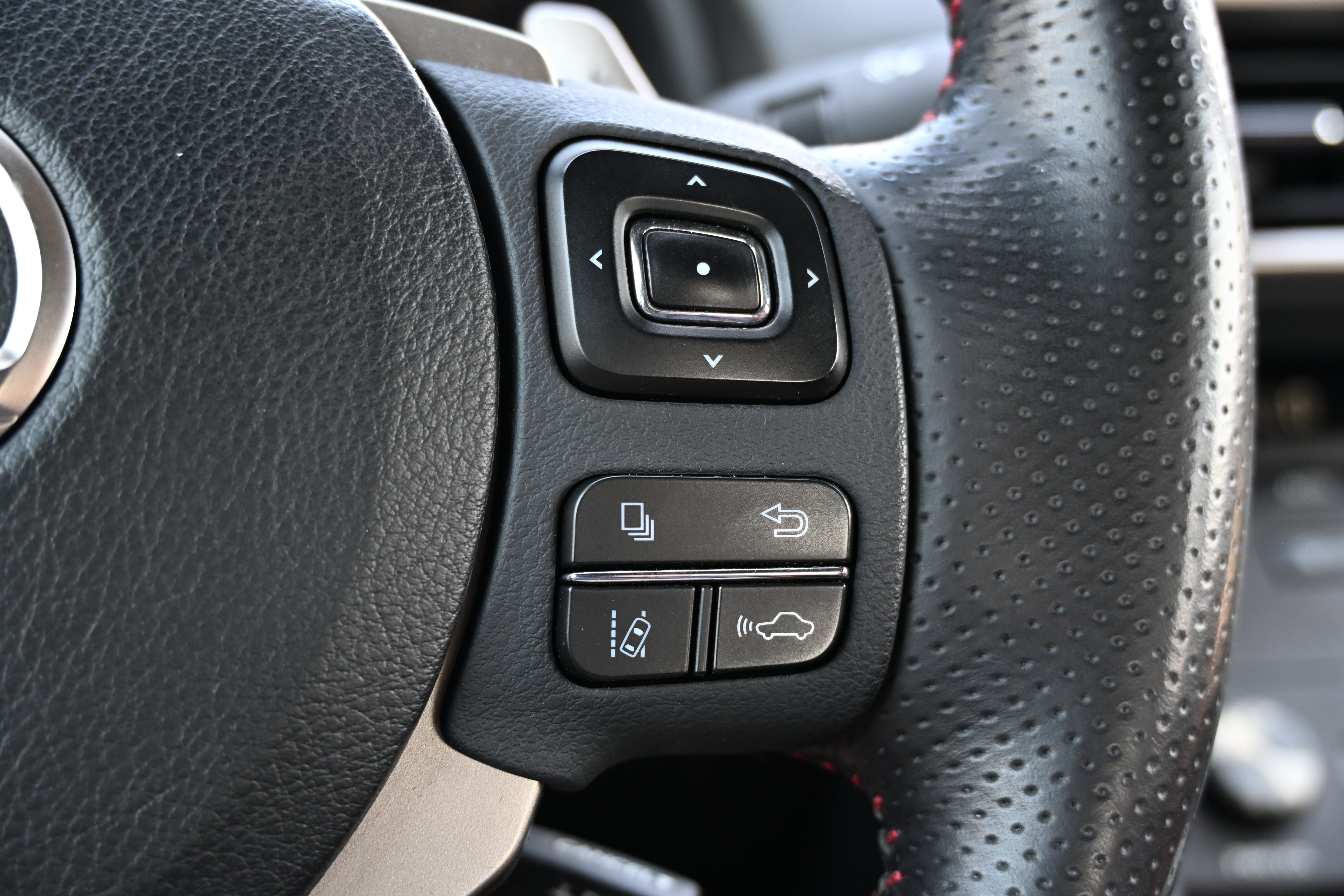 Used 2020 Lexus IS 300 F Sport w/ F Sport Package RWD image 47