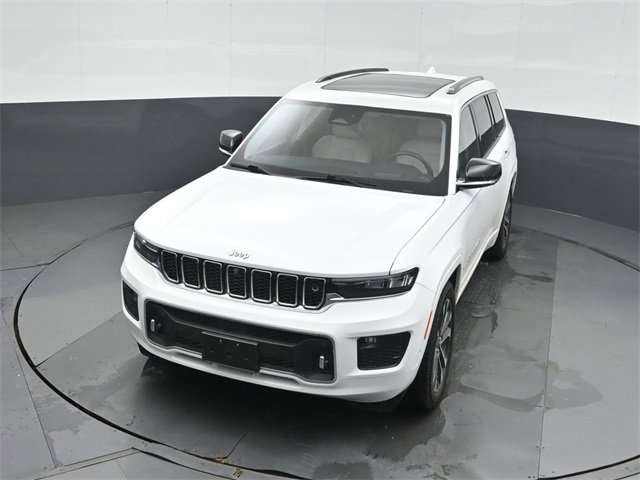 Used 2022 Jeep Grand Cherokee L Overland w/ Advanced Protech Group III image 37