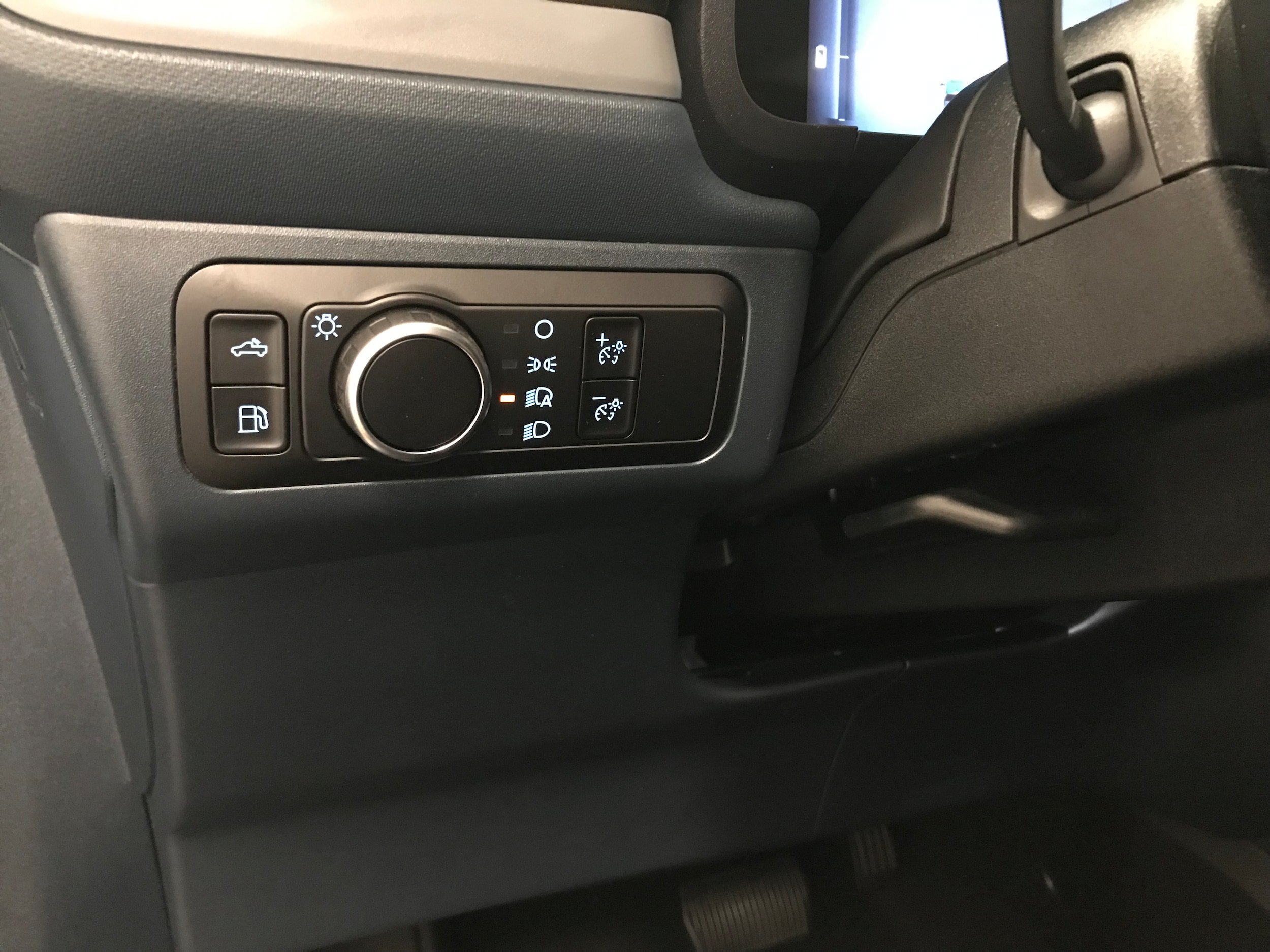 New 2026 Ford Maverick XL FWD image 16