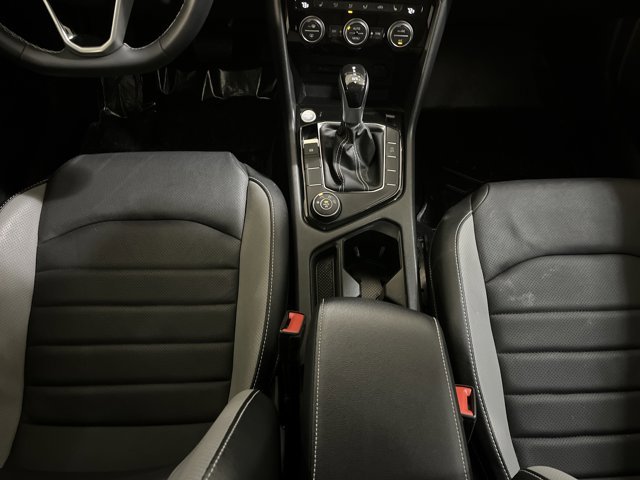 Certified 2023 Volkswagen Taos SEL image 33