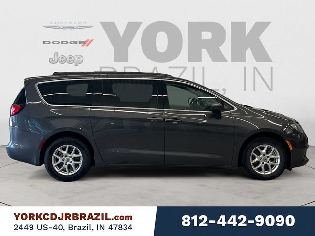 Used 2021 Chrysler Voyager Lxi FWD image 6