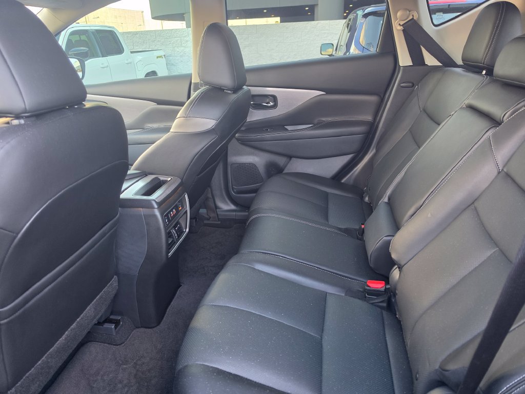 Used 2022 Nissan Murano SL w/ SL Moonroof Package FWD image 11