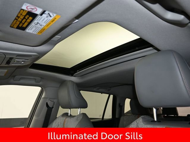 Used 2023 Toyota Highlander Bronze Edition image 21