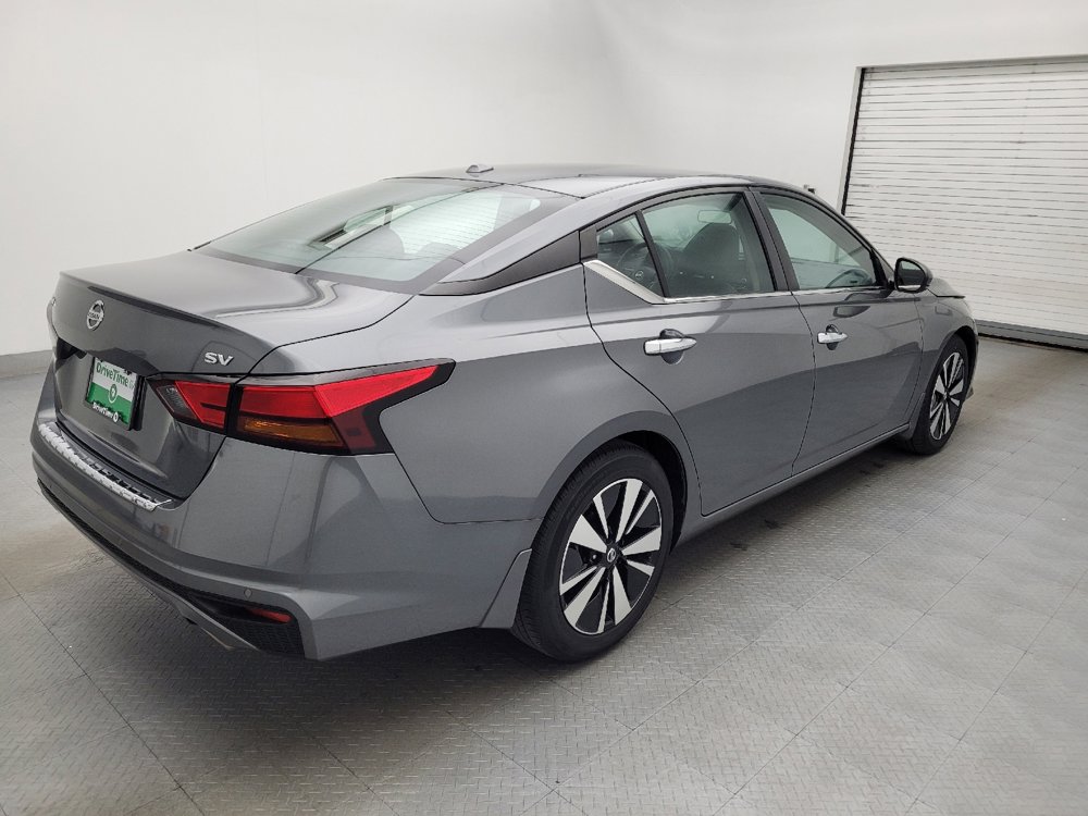 Used 2021 Nissan Altima 2.5 SV w/ SV Premium Package image 10