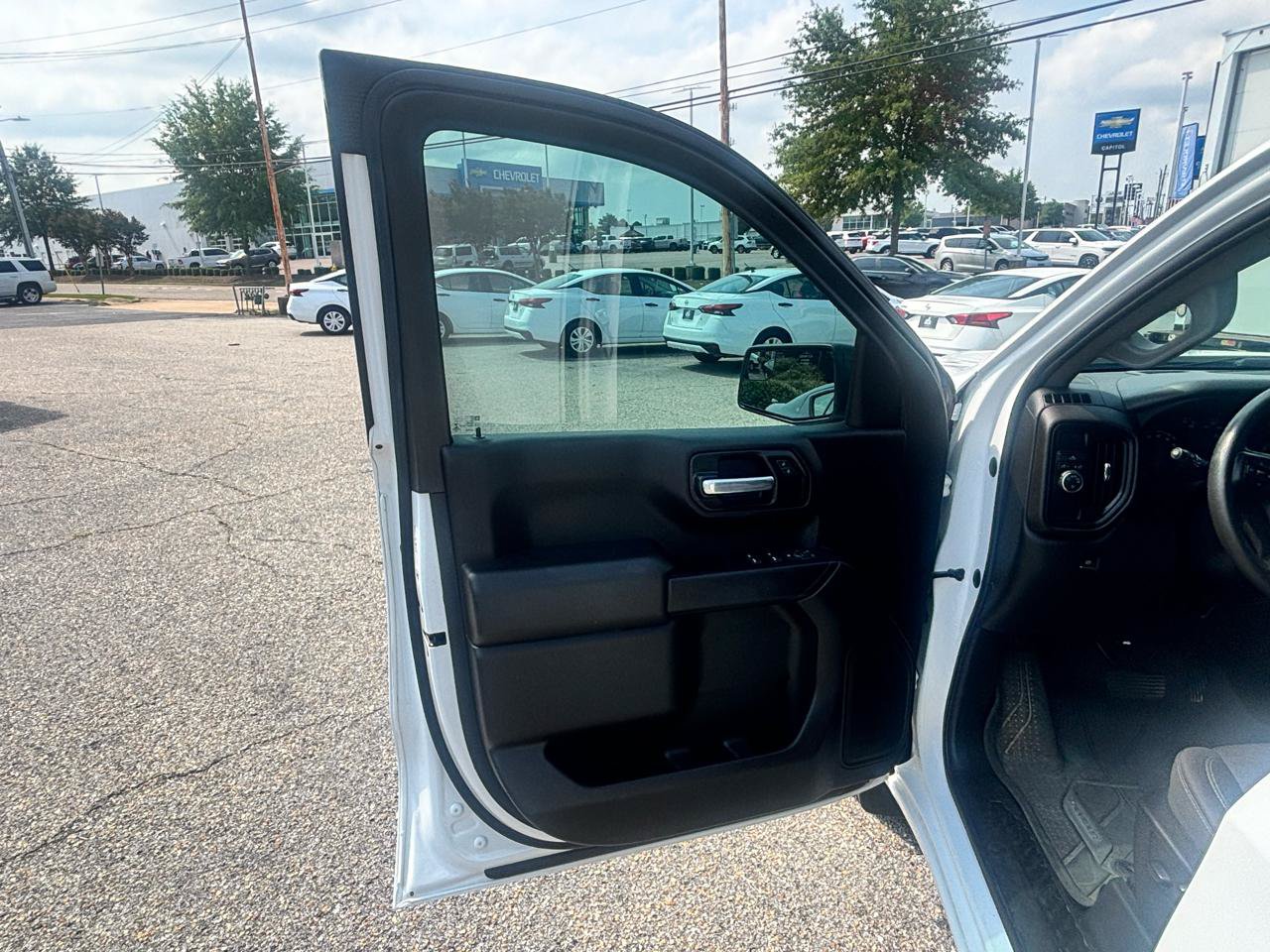 Used 2022 Chevrolet Silverado 1500 Custom RWD image 30