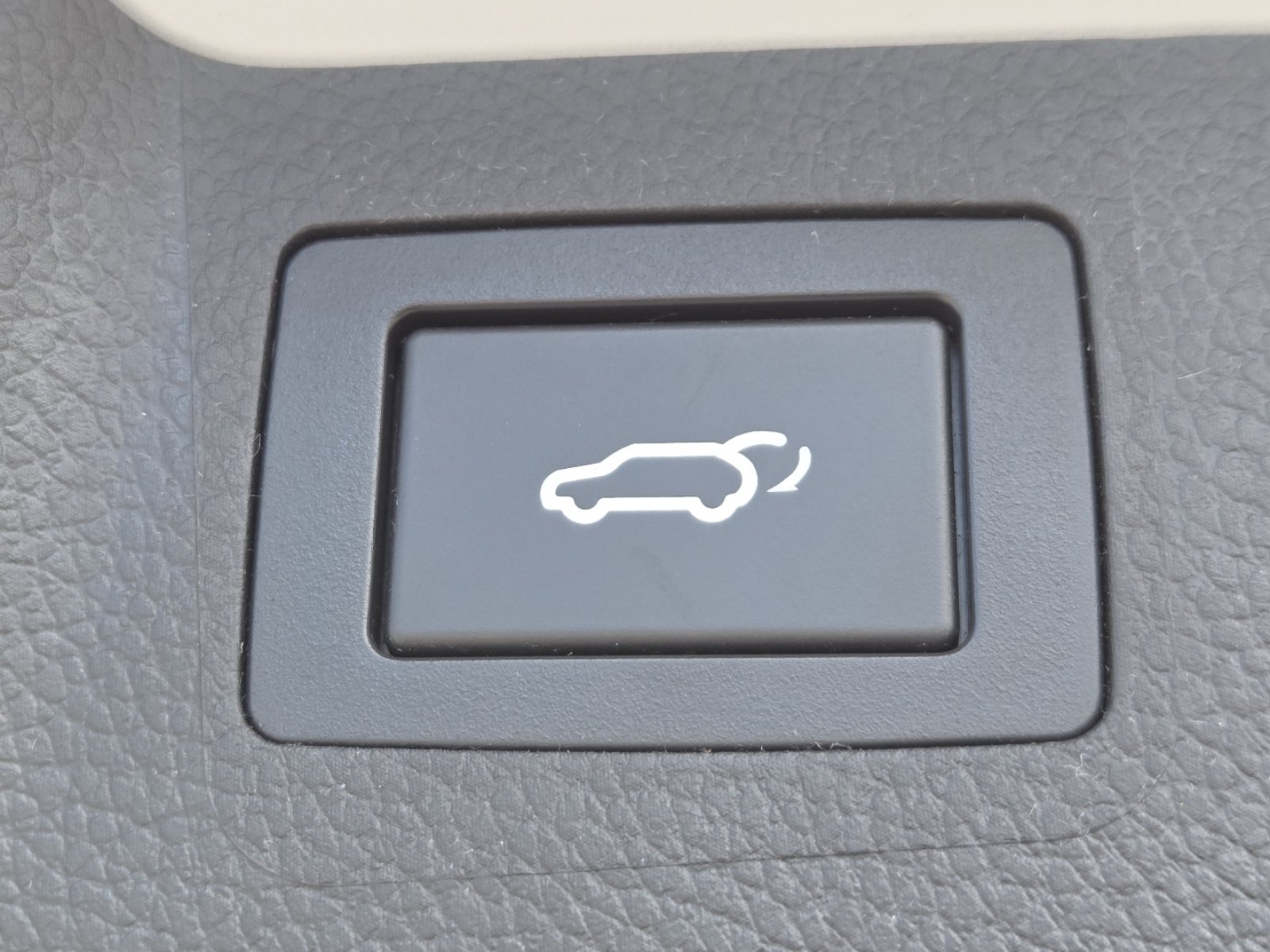 Used 2018 Hyundai Santa Fe Sport AWD/4WD image 19