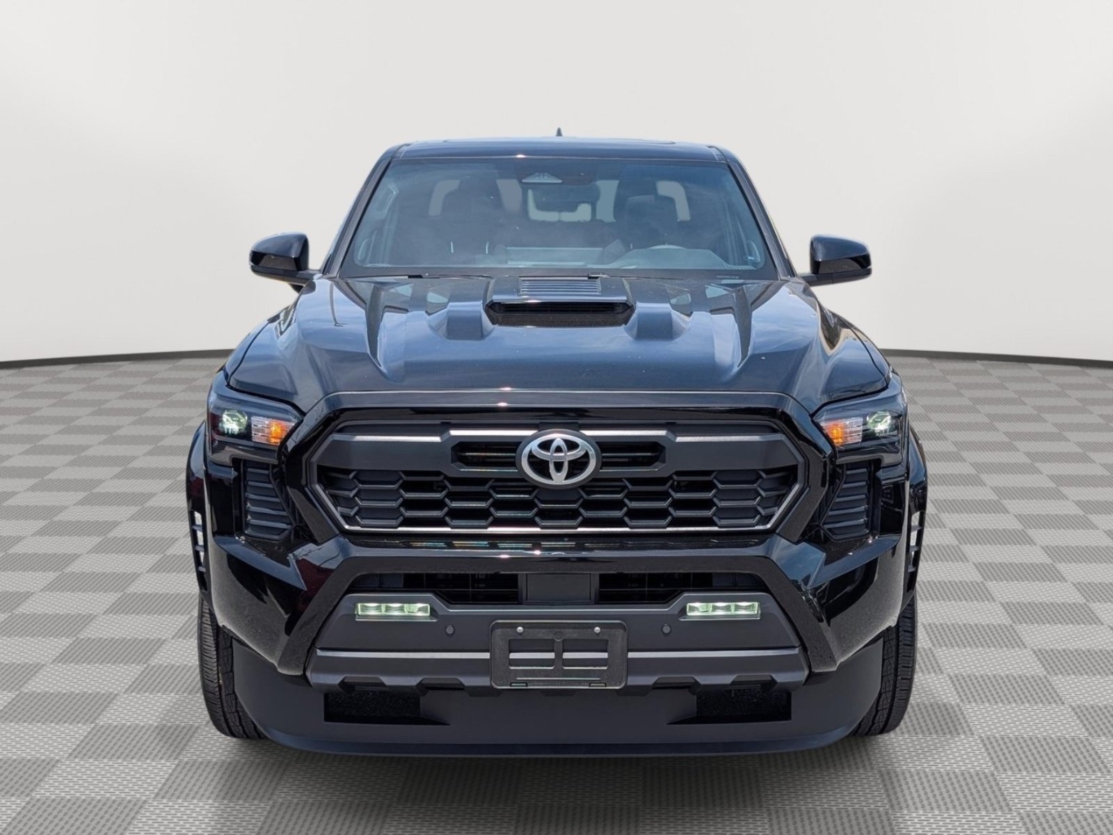 Used 2025 Toyota Tacoma TRD Sport w/ TRD Sport Upgrade Package AWD/4WD image 8
