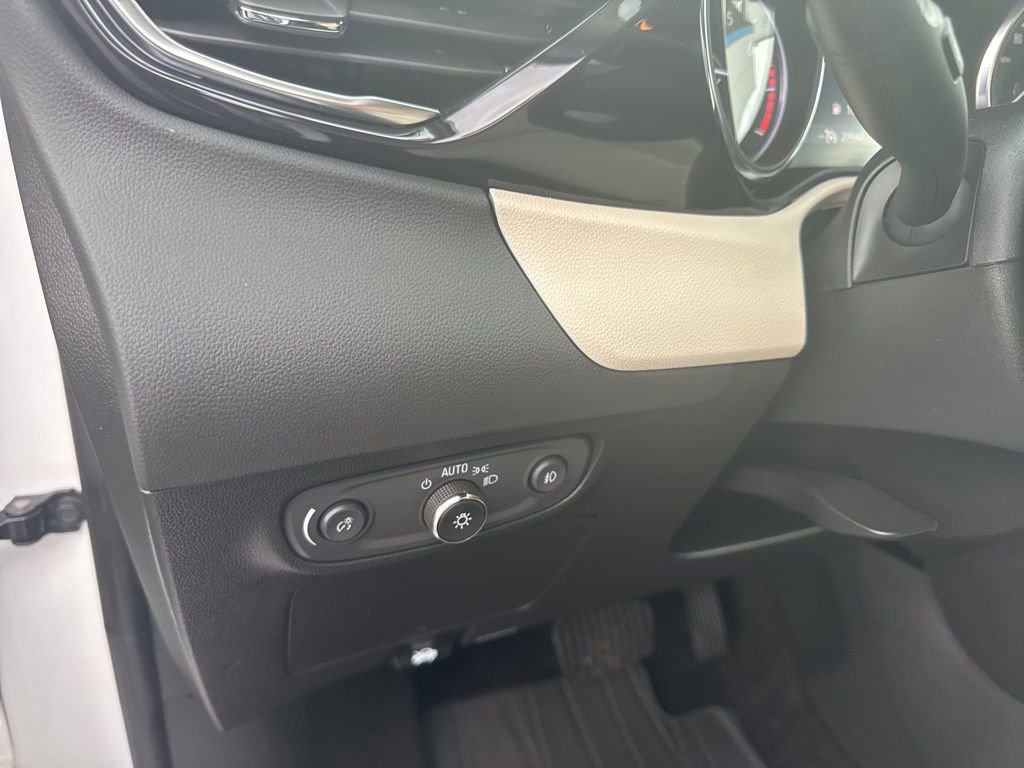 Used 2023 Buick Encore GX Select AWD/4WD image 26