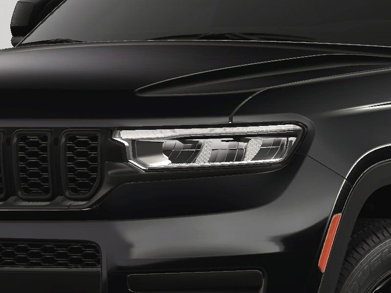 New 2025 Jeep Grand Cherokee L Altitude image 14
