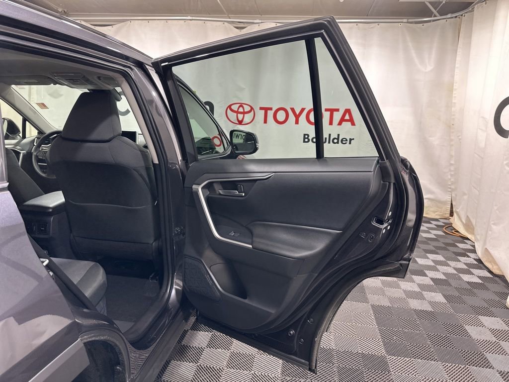 Used 2025 Toyota RAV4 XLE image 11