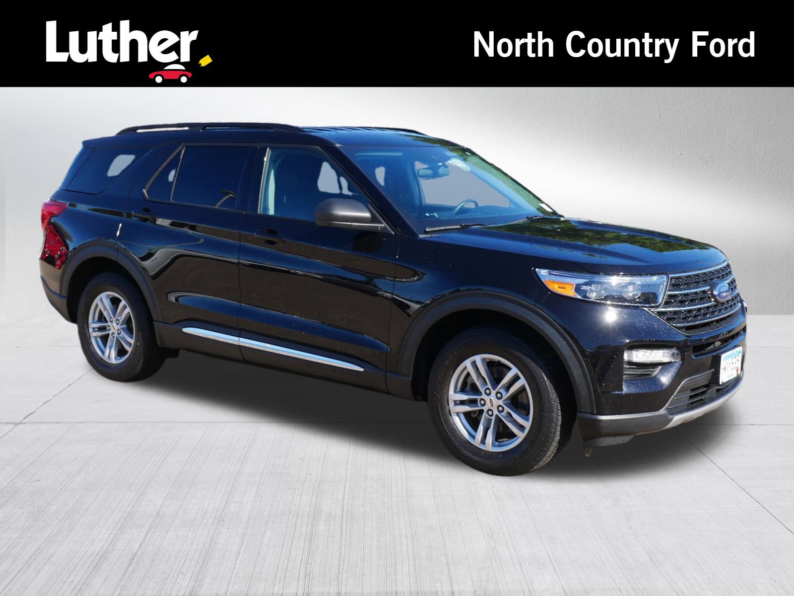 Certified 2022 Ford Explorer XLT w/ Equipment Group 202A