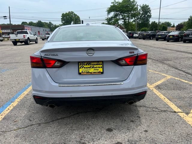 Used 2023 Nissan Altima 2.5 SR FWD image 4
