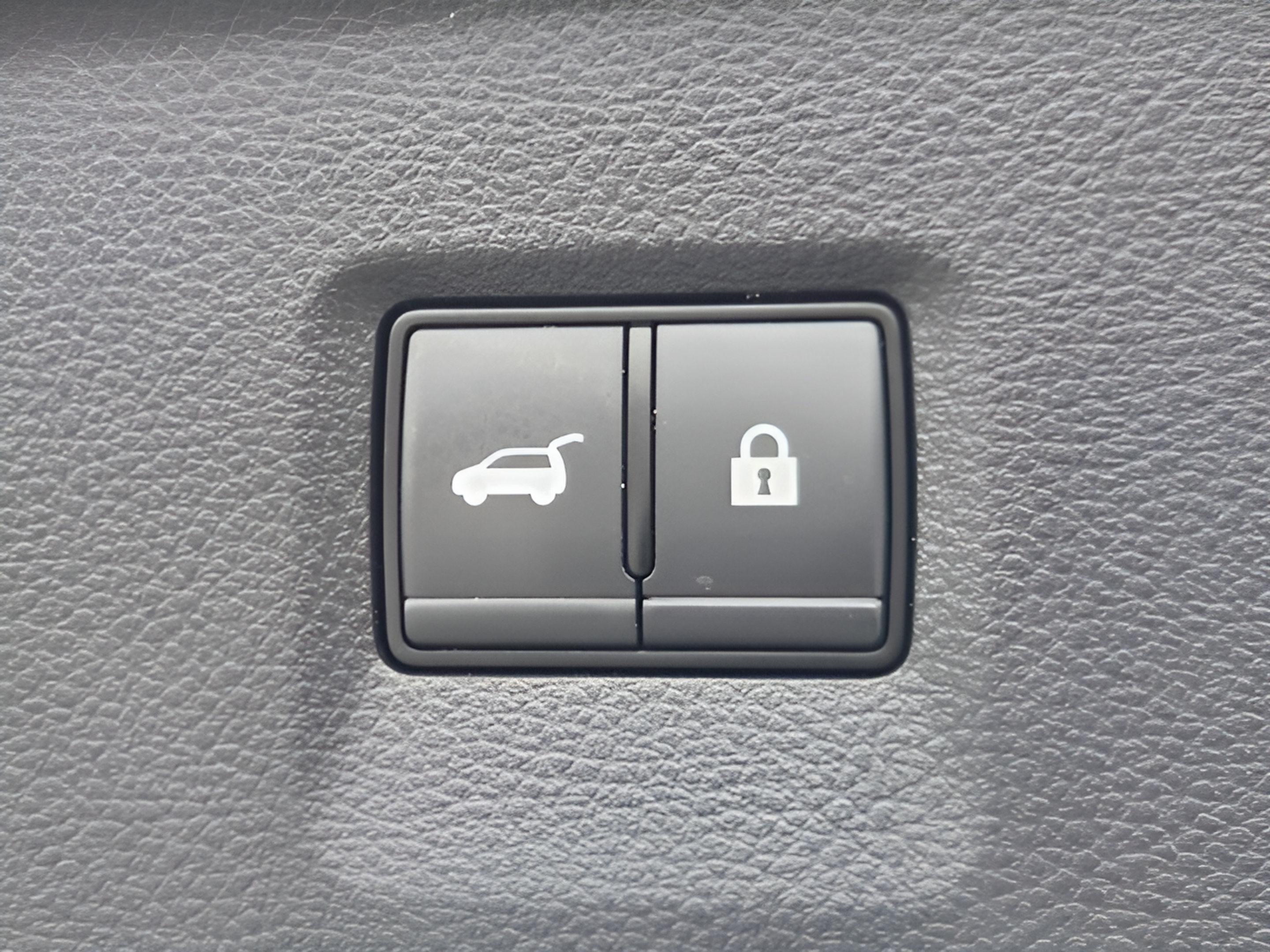 Used 2023 INFINITI QX60 Luxe AWD/4WD image 29