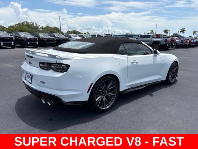 Used 2022 Chevrolet Camaro ZL1 RWD image 6