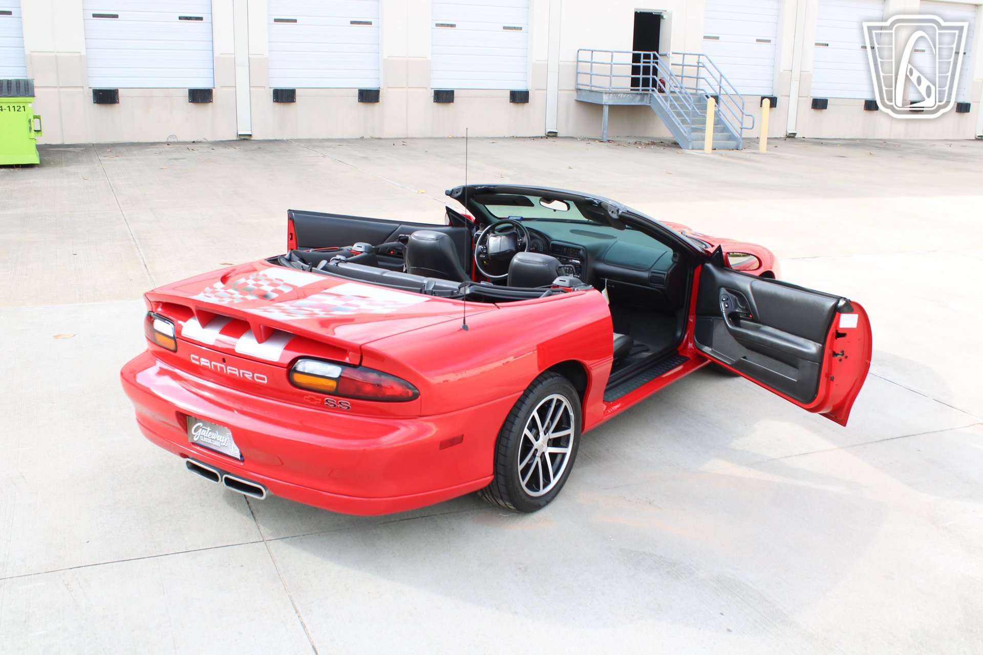 Used 2002 Chevrolet Camaro Z28 w/ SS Performance/Appearance Pkg RWD image 9