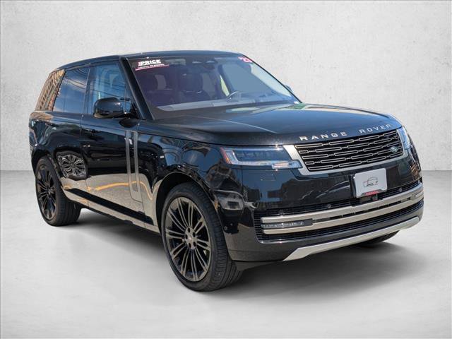 Used 2023 Land Rover Range Rover SE AWD/4WD image 3