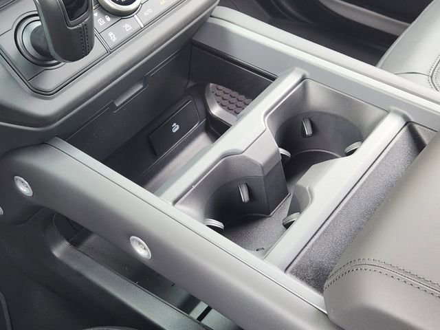 New 2026 Land Rover Defender 110 X-Dynamic SE AWD/4WD image 15