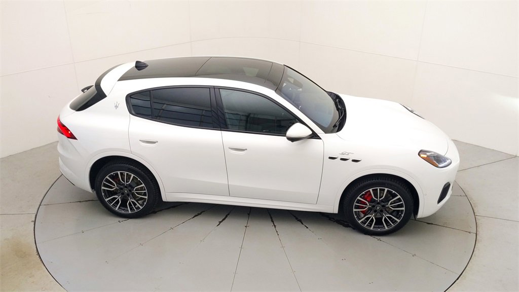 New 2024 Maserati Grecale GT image 29