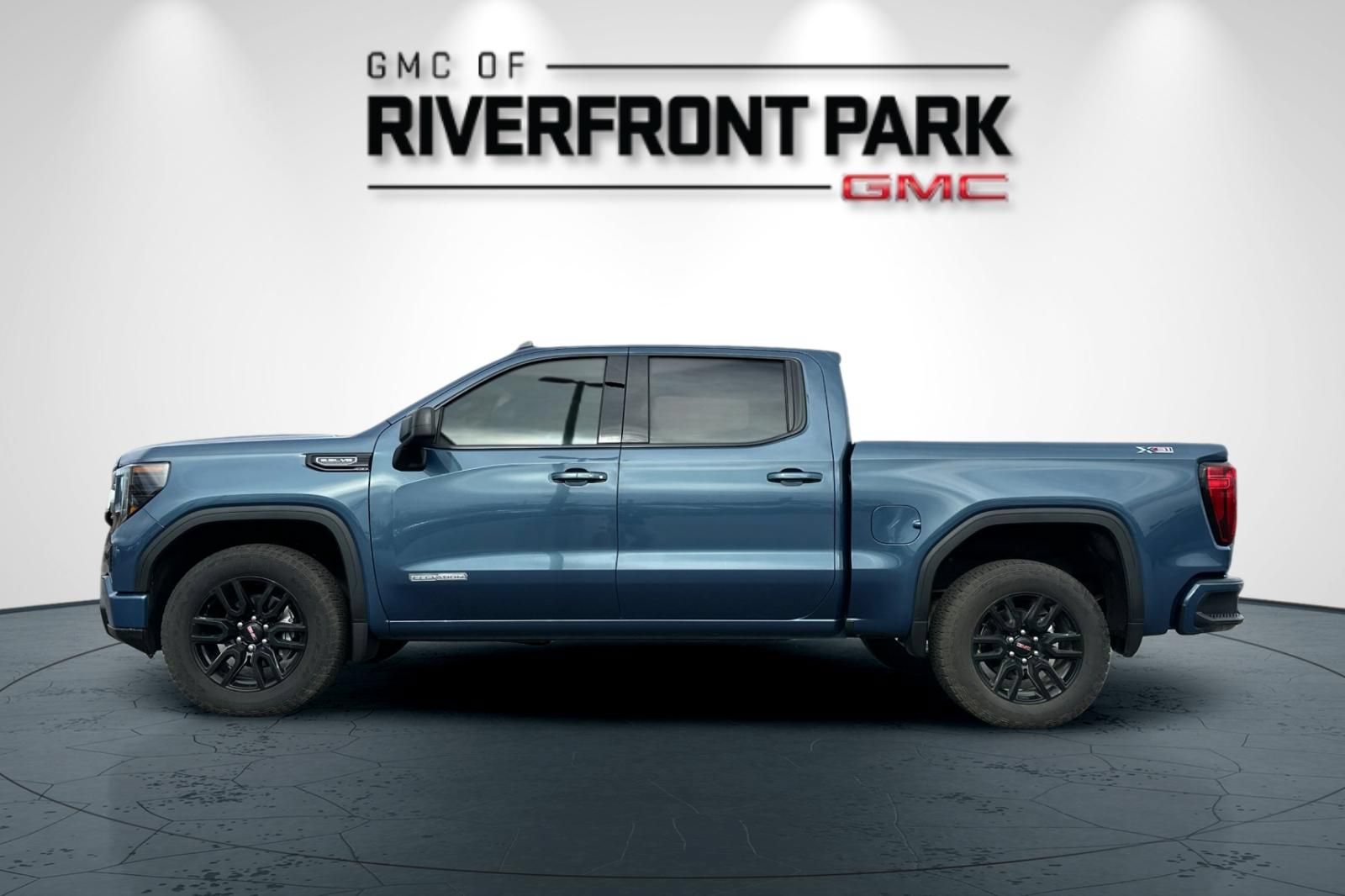 Used 2026 GMC Sierra 1500 Elevation AWD/4WD image 6