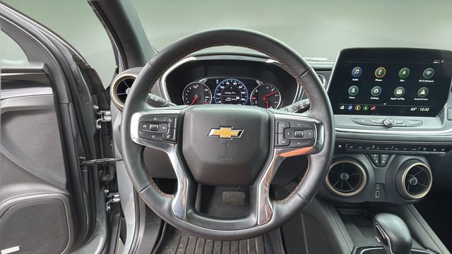 Used 2023 Chevrolet Blazer Premier w/ Enhanced Convenience Package image 11