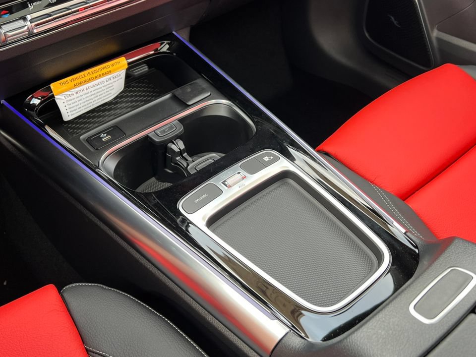 New 2025 Mercedes-Benz GLA 35 AMG 4MATIC image 32