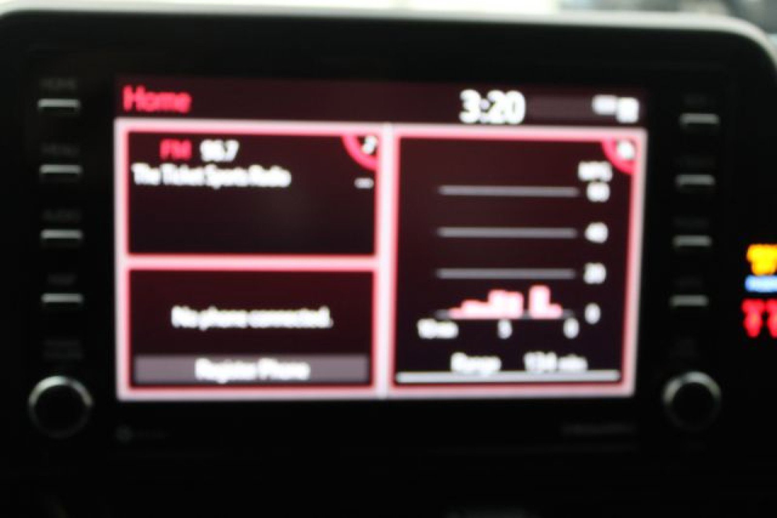 Used 2020 Toyota C-HR LE image 18