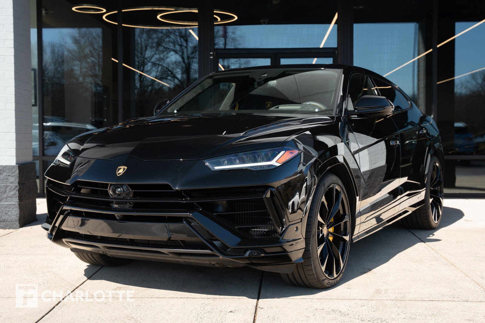 Used 2024 Lamborghini Urus S image 7