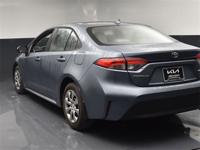 Used 2025 Toyota Corolla LE image 6