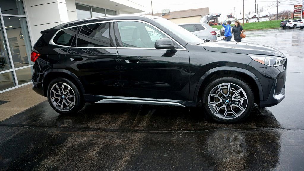 New 2026 BMW X1 xDrive28i w/ Convenience Package image 3