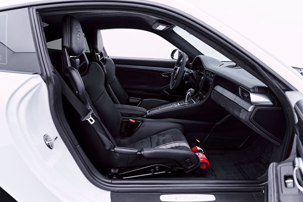 Used 2018 Porsche 911 GT3 RWD image 48