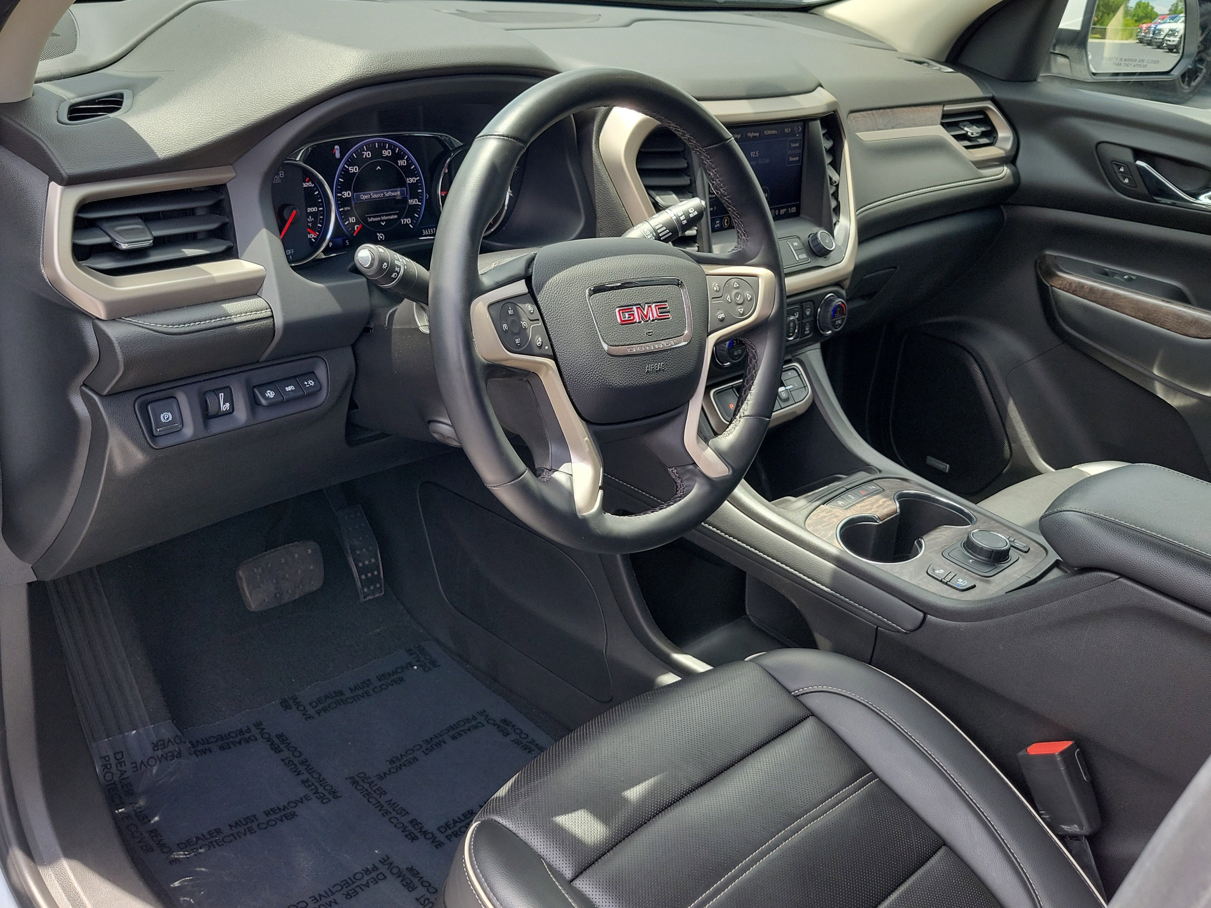 Used 2023 GMC Acadia Denali AWD/4WD image 22
