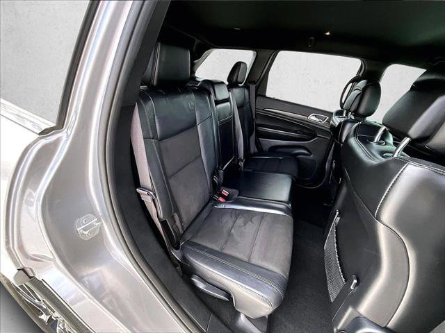 Used 2019 Jeep Grand Cherokee Altitude image 29