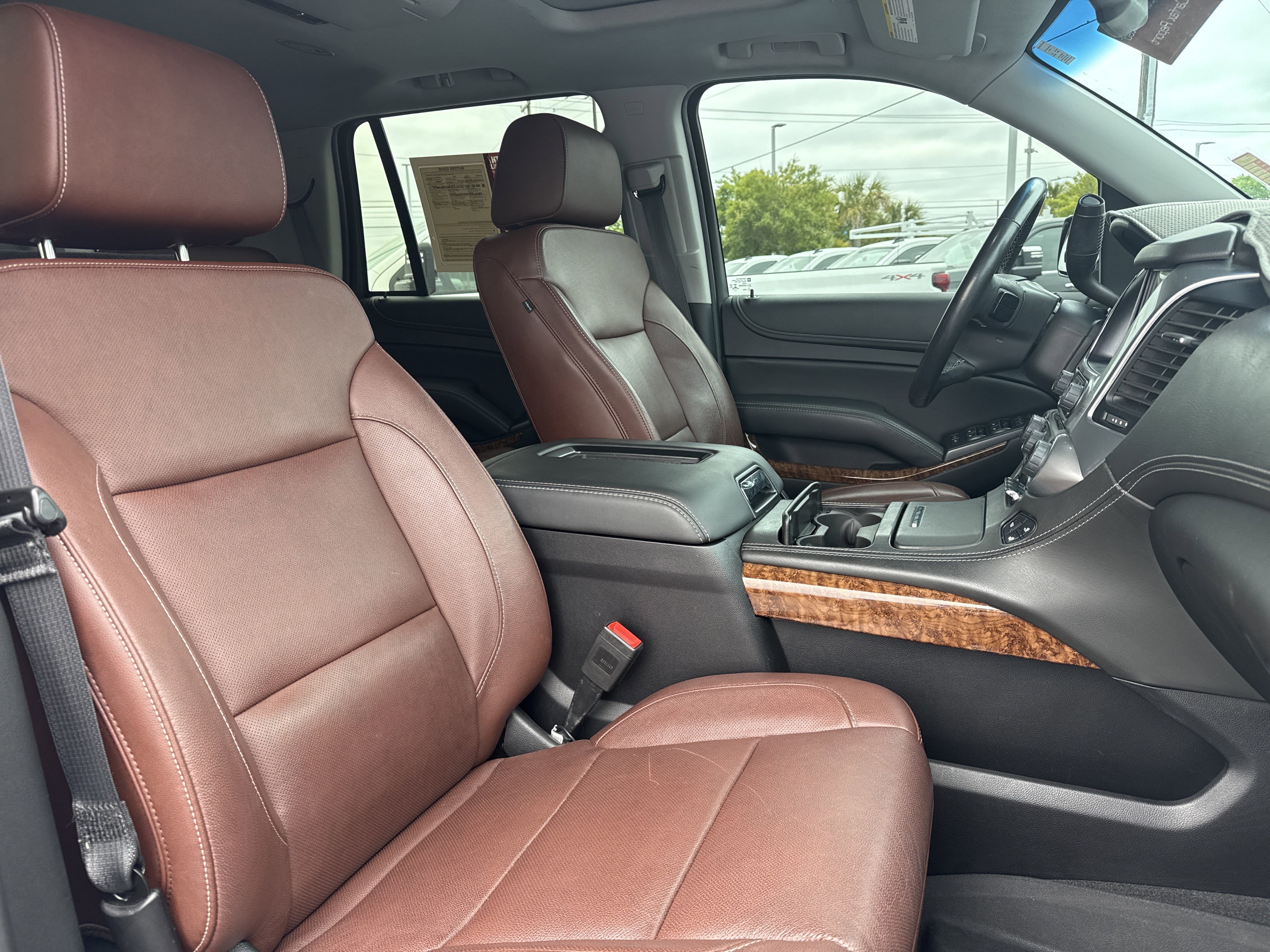 Used 2020 Chevrolet Tahoe Premier w/ Premier Plus Edition AWD/4WD image 35