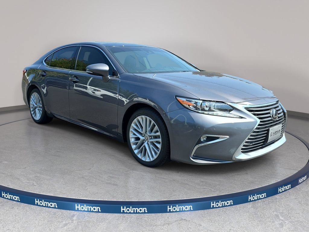 Used 2018 Lexus ES 350 w/ Luxury Package w/Wood Trim FWD image 3