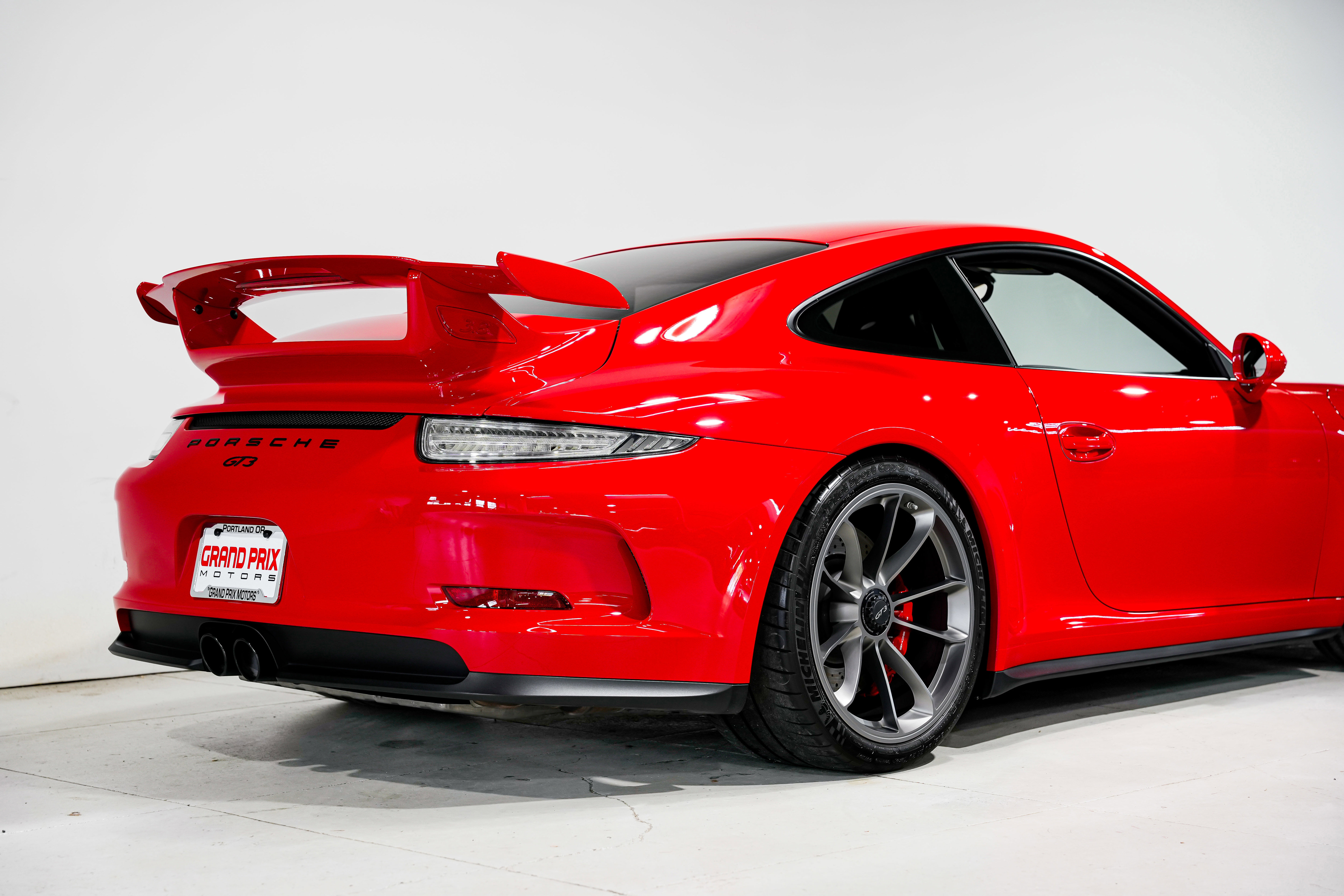 Used 2015 Porsche 911 GT3 image 34