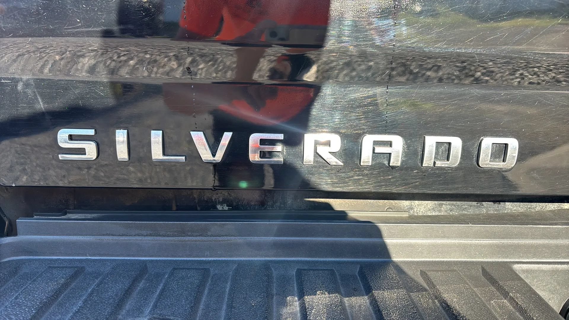Used 2019 Chevrolet Silverado 2500 LTZ w/ Midnight Edition AWD/4WD image 4