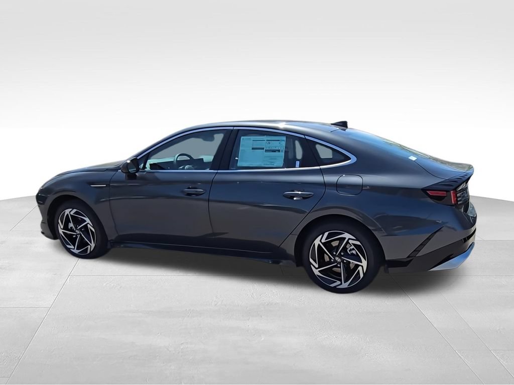 New 2026 Hyundai Sonata SEL FWD image 6