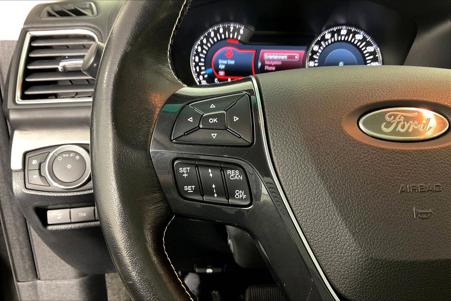 Used 2016 Ford Explorer Platinum AWD/4WD image 11