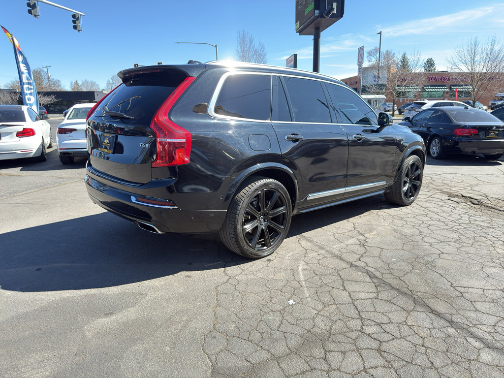 Used 2016 Volvo XC90 T6 Inscription w/ Vision Package image 9