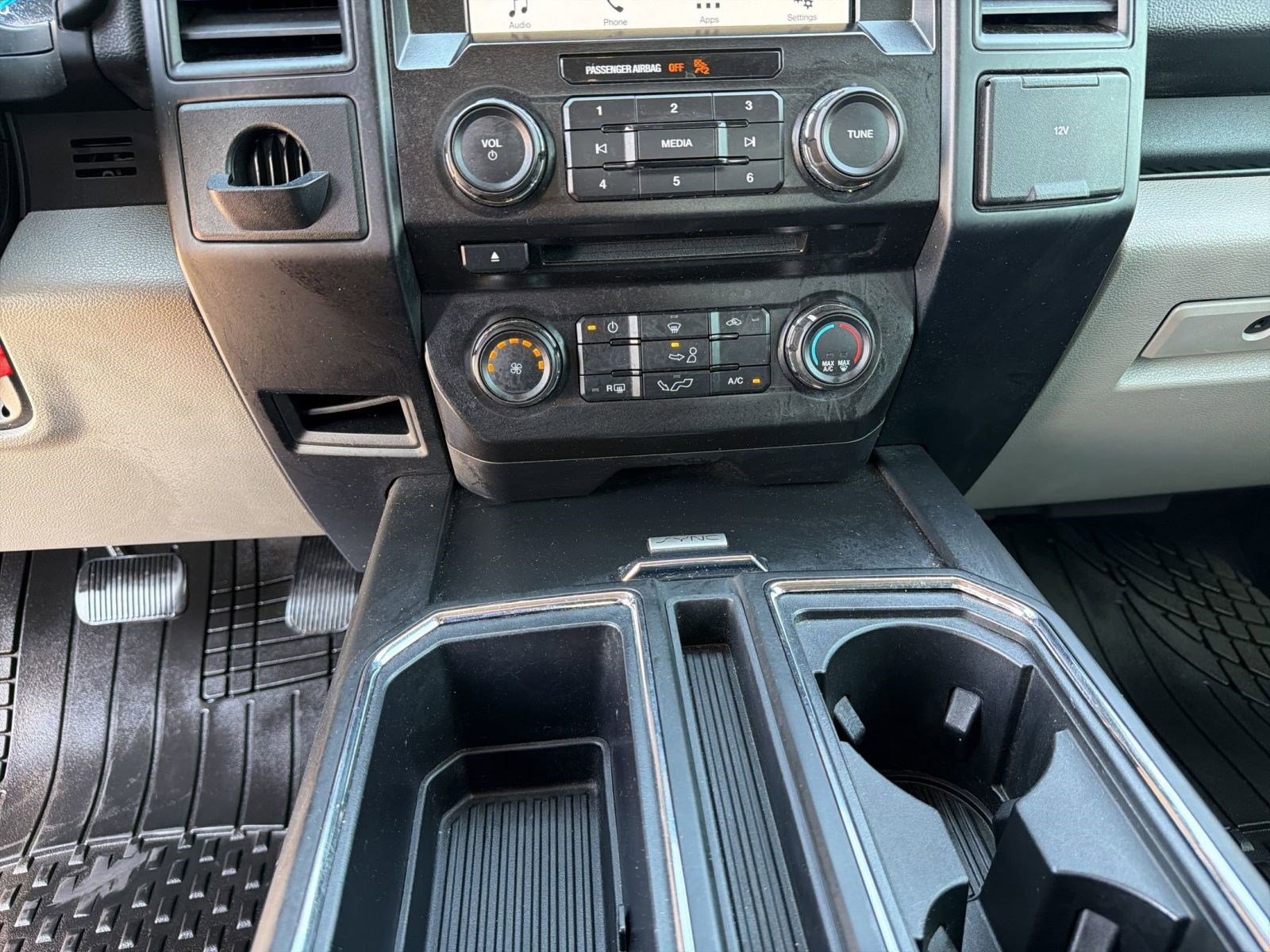 Used 2017 Ford F150 XL w/ Equipment Group 101A Mid image 24