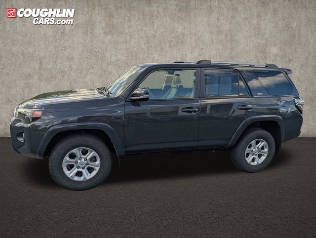 Used 2024 Toyota 4Runner SR5 Premium w/ Moonroof Package AWD/4WD image 4
