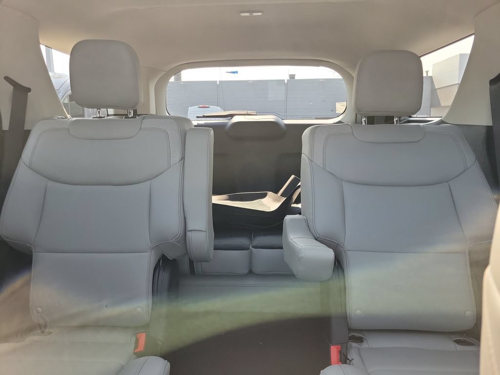 New 2026 Ford Explorer Active w/ Active Comfort Package AWD/4WD image 17