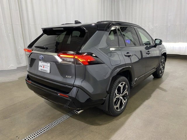 Used 2023 Toyota RAV4 XSE w/ Weather Package image 4