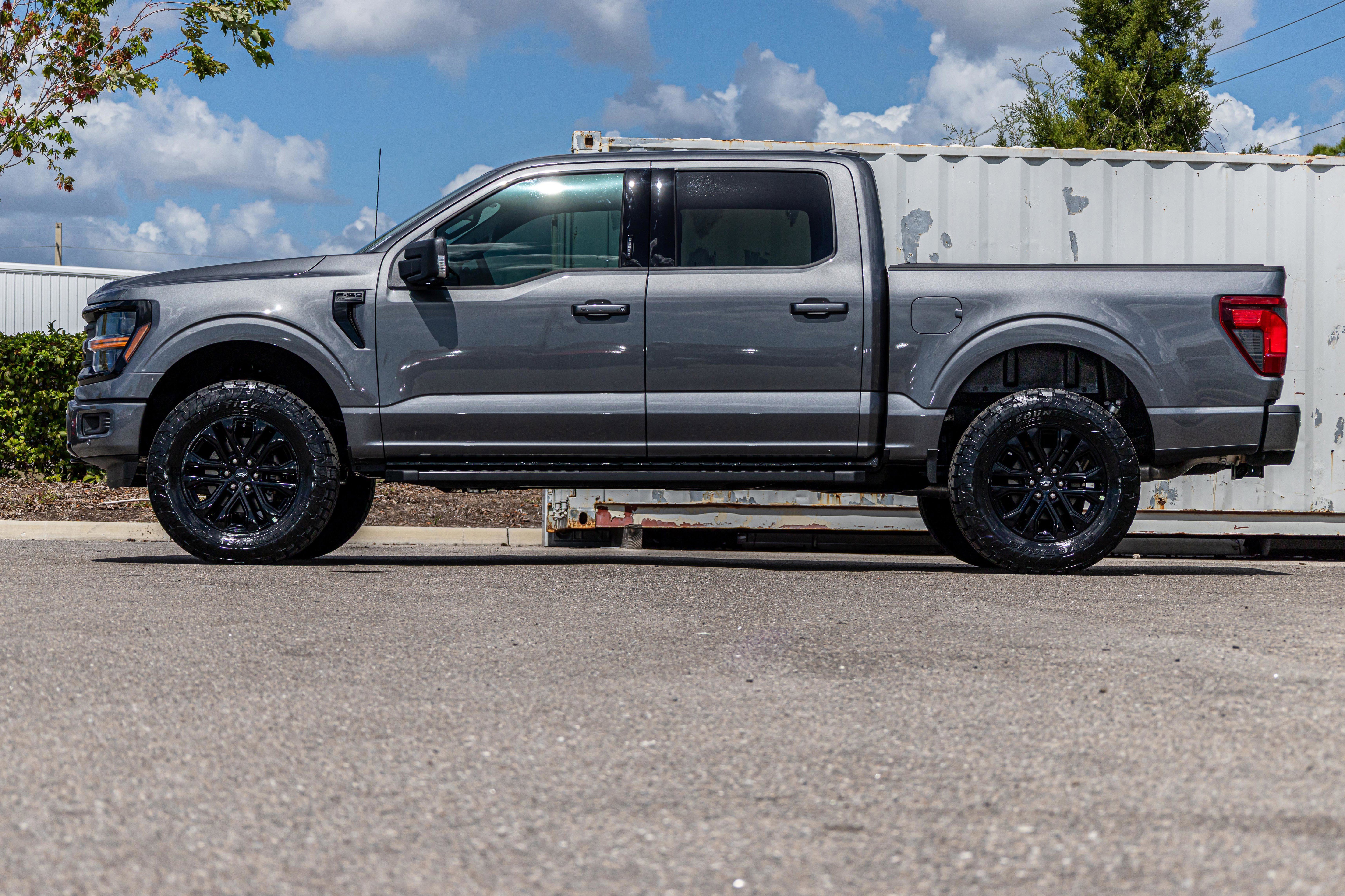 New 2026 Ford F150 XLT w/ Equipment Group 302A MID image 8