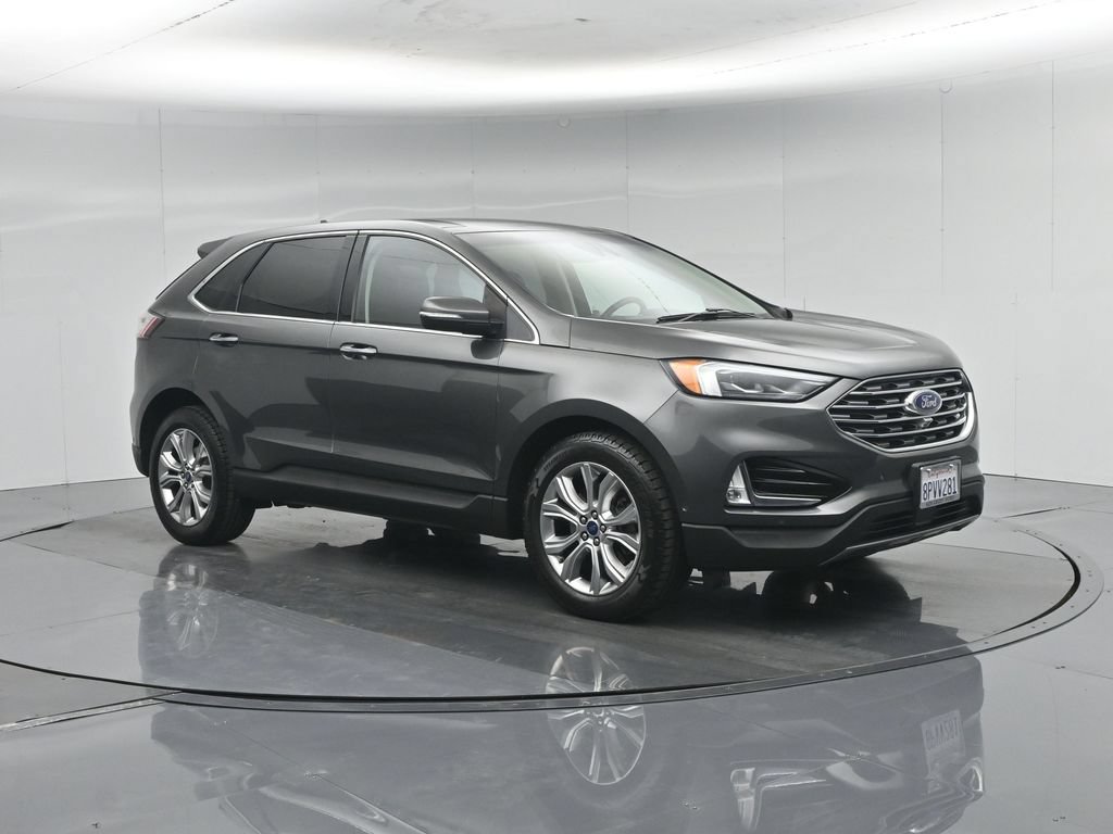 Used 2020 Ford Edge Titanium w/ Equipment Group 301A AWD/4WD image 27